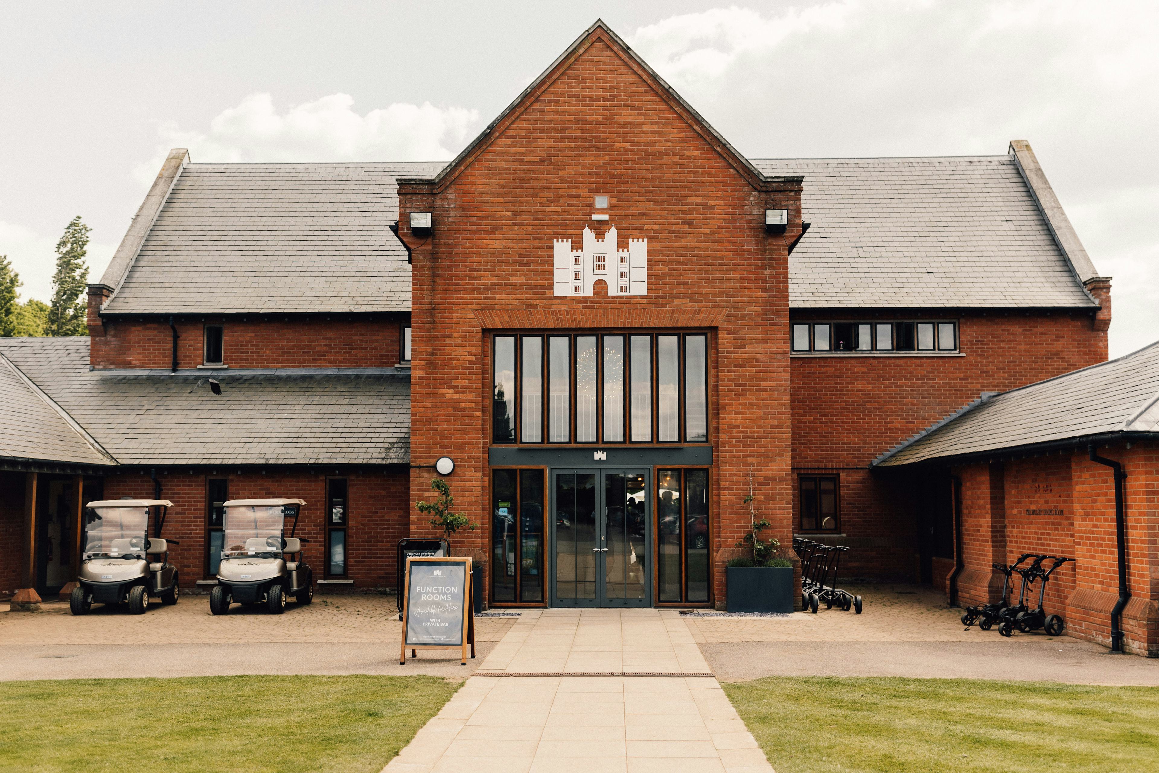 Hampton Court Palace Golf Club