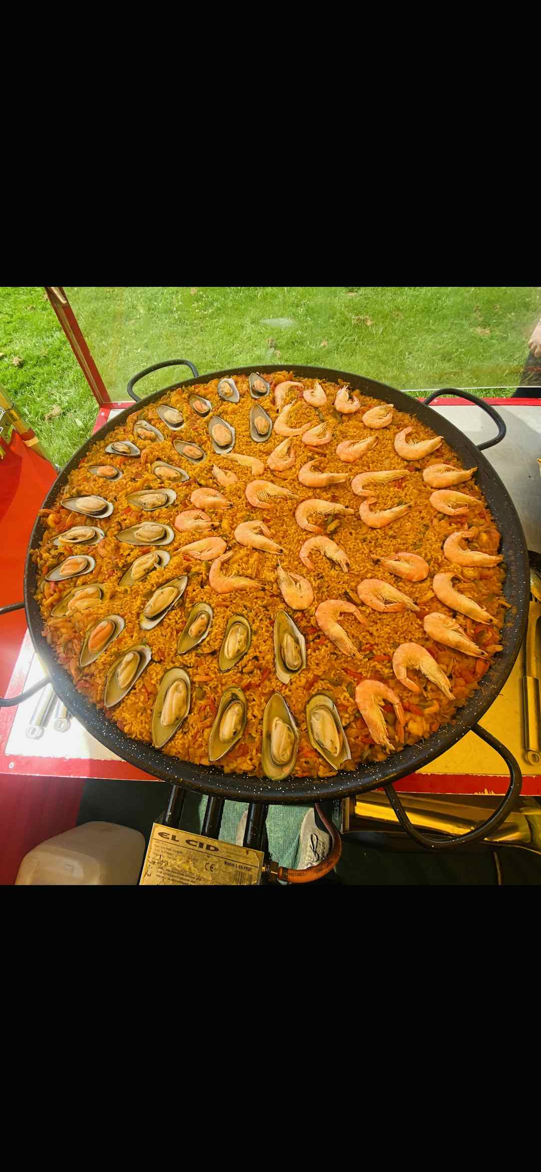 Hero image for supplier La Paella Paella