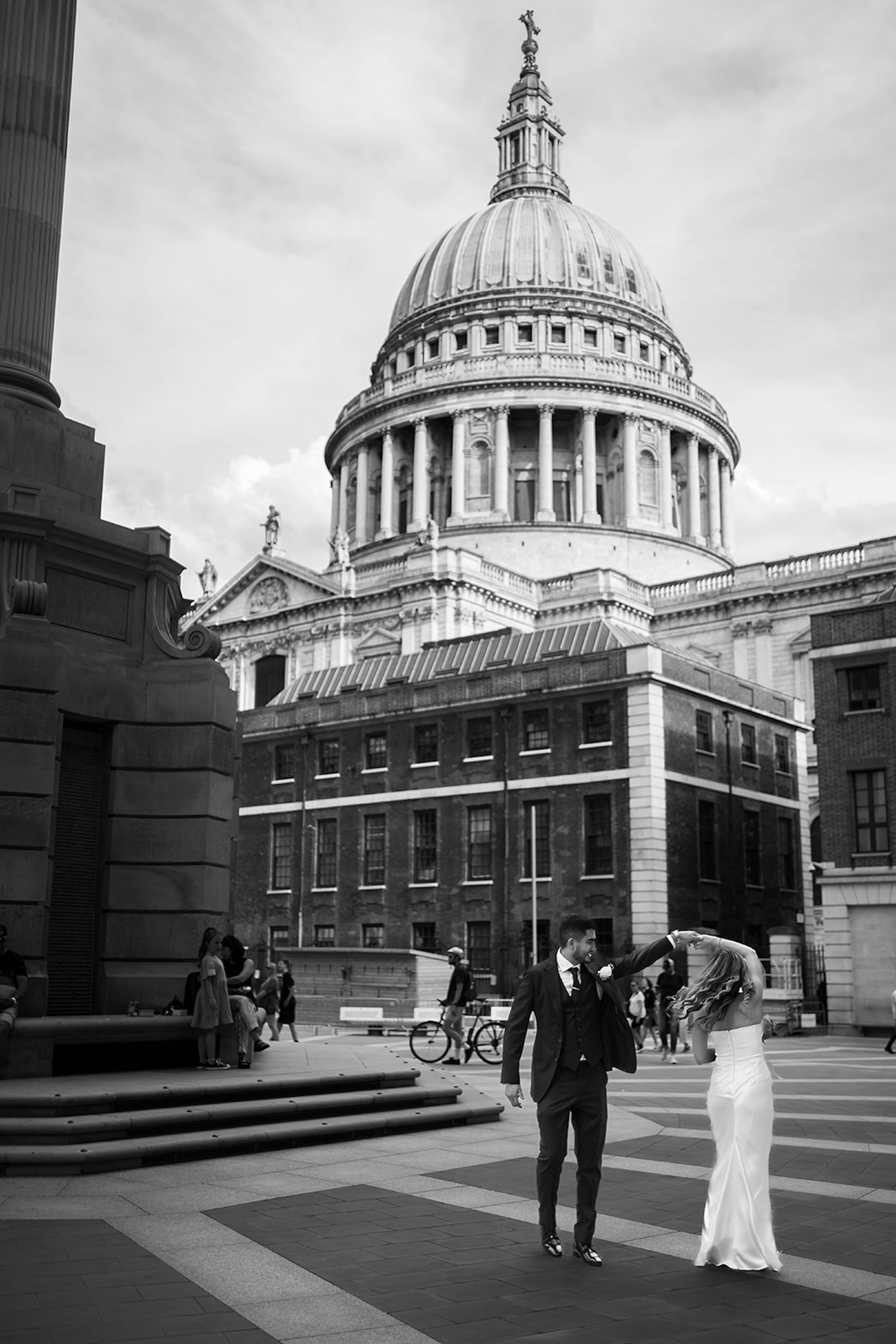 Photographers supplier