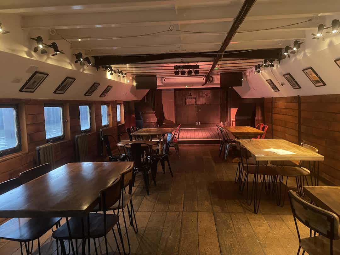 Hero image for supplier Battersea Barge