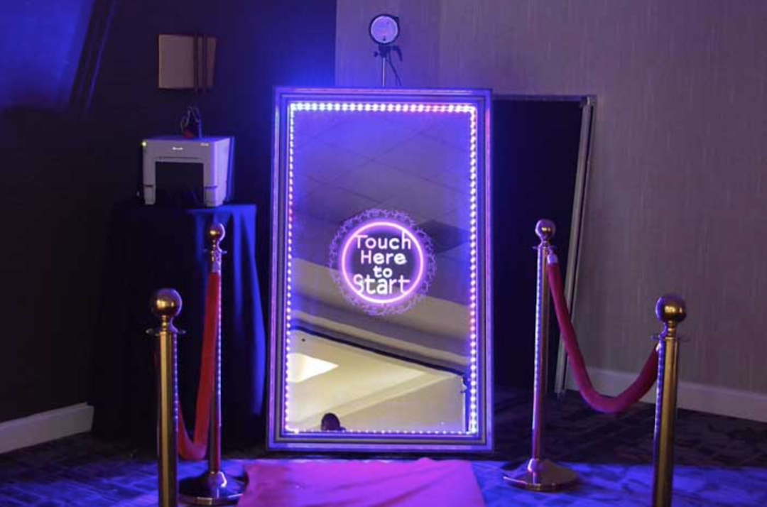 Hero image for supplier LUX Photo Booths