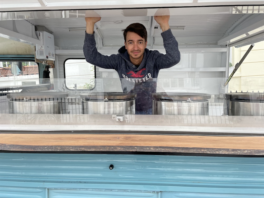Hero image for supplier Crêperie Oui!