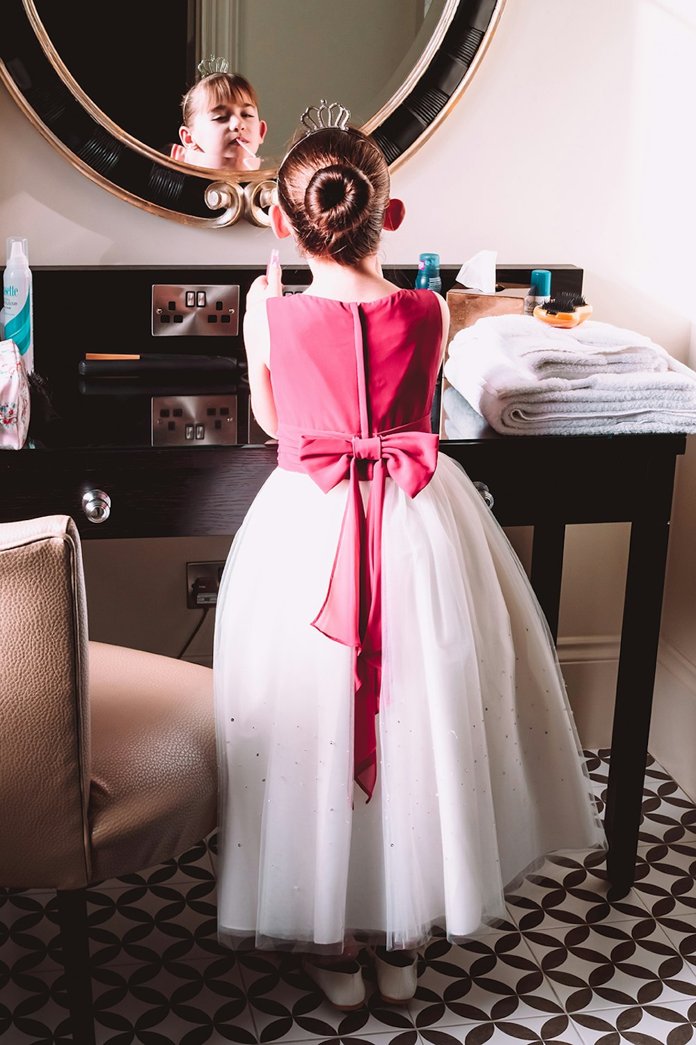 Hero image for supplier Lindsay McConville Photography