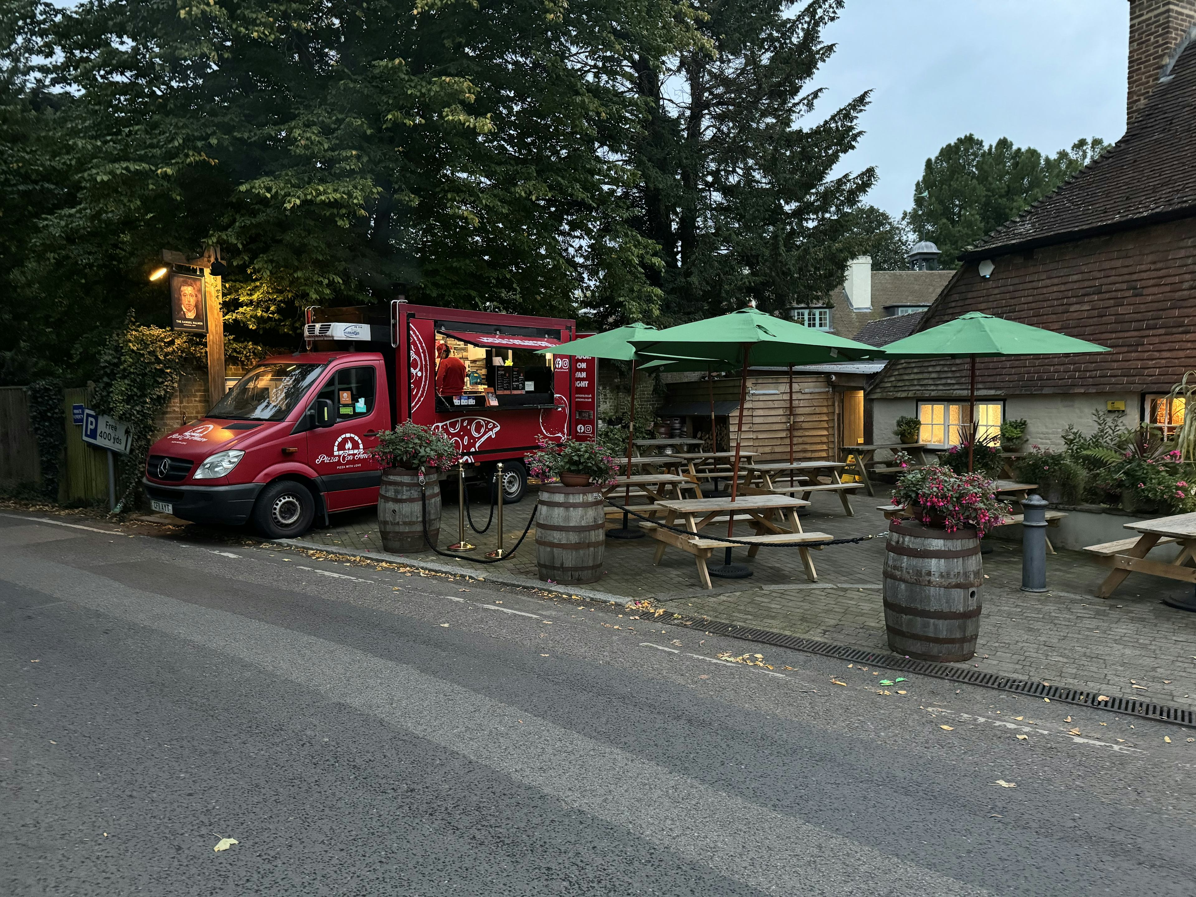 Pizza Con Amore - Pizza with love ❤️