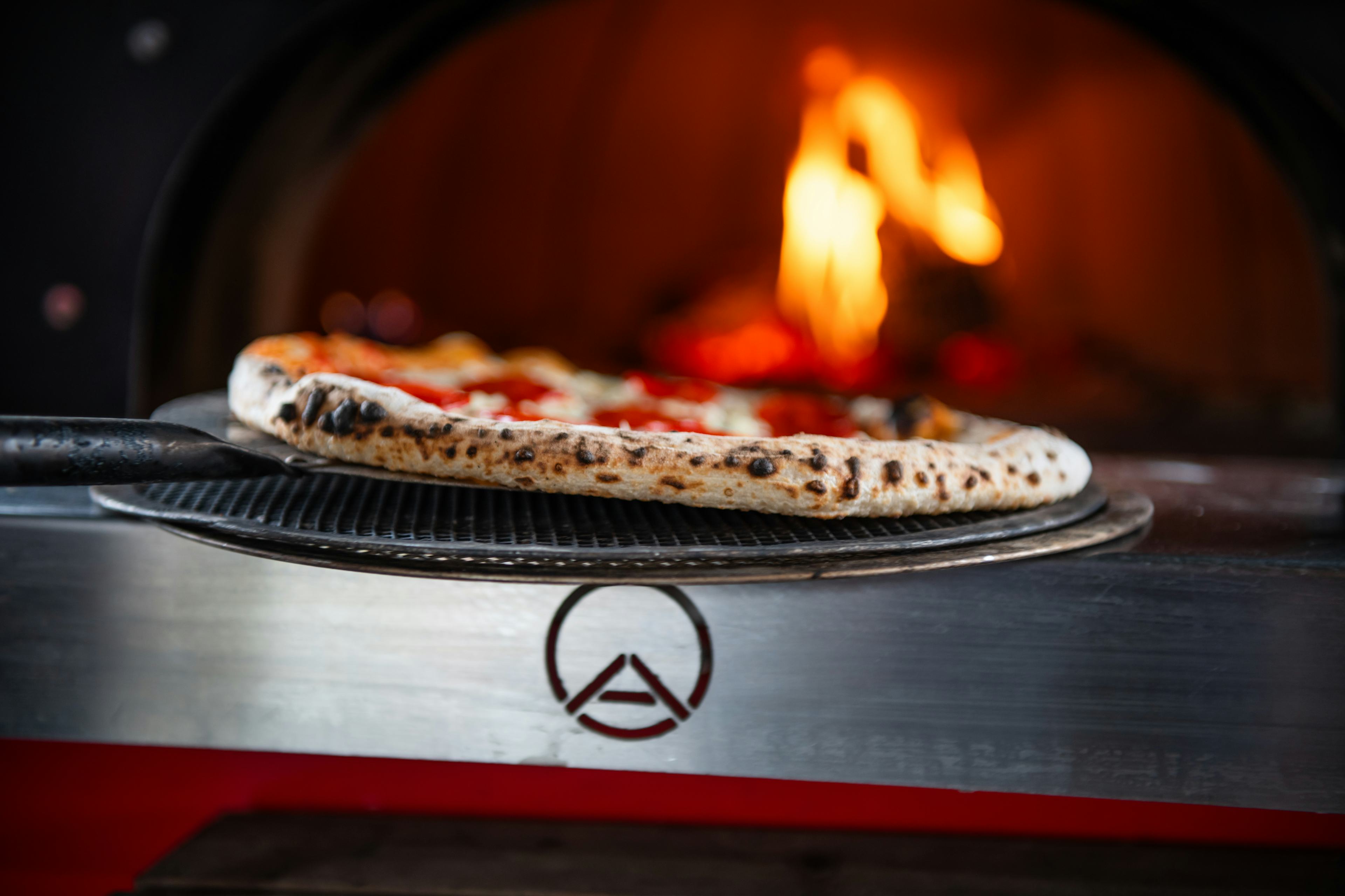 Molto Bene Pizza