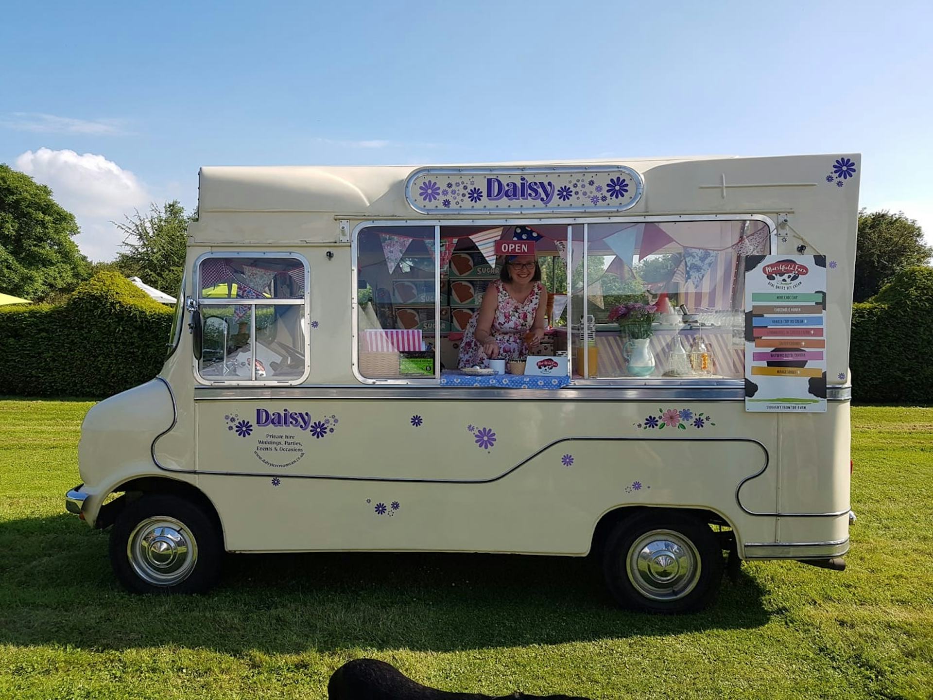 Daisy Ice Cream Van