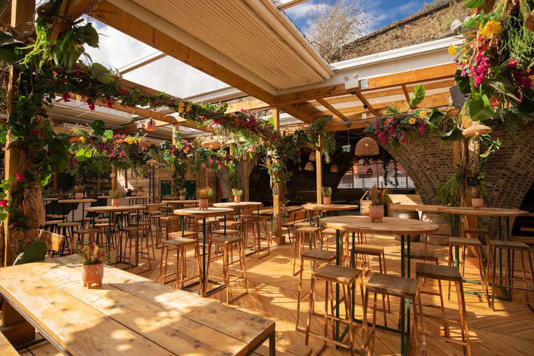 Hero image for supplier Pergola Brixton