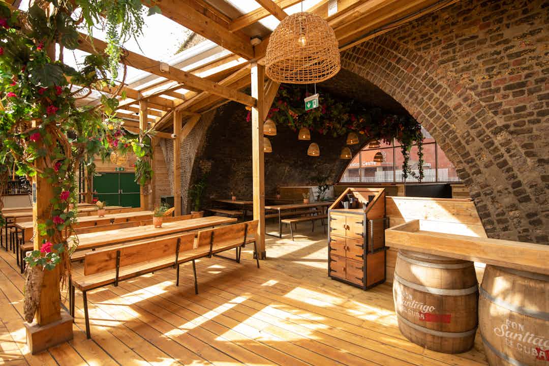 Hero image for supplier Pergola Brixton