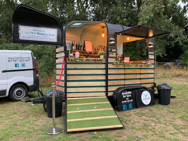 Hero image for supplier Lakem's Mobile Bar